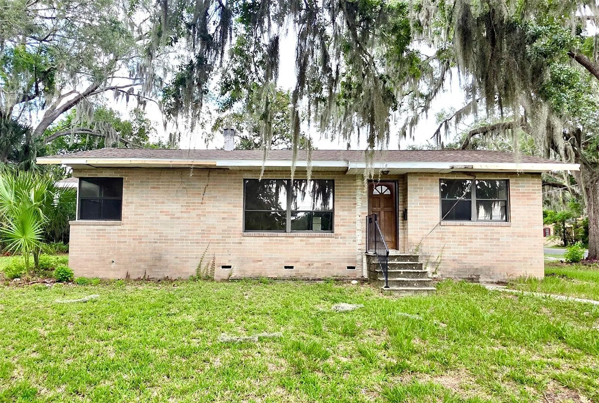 501 Lee Street Leesburg FL 34748