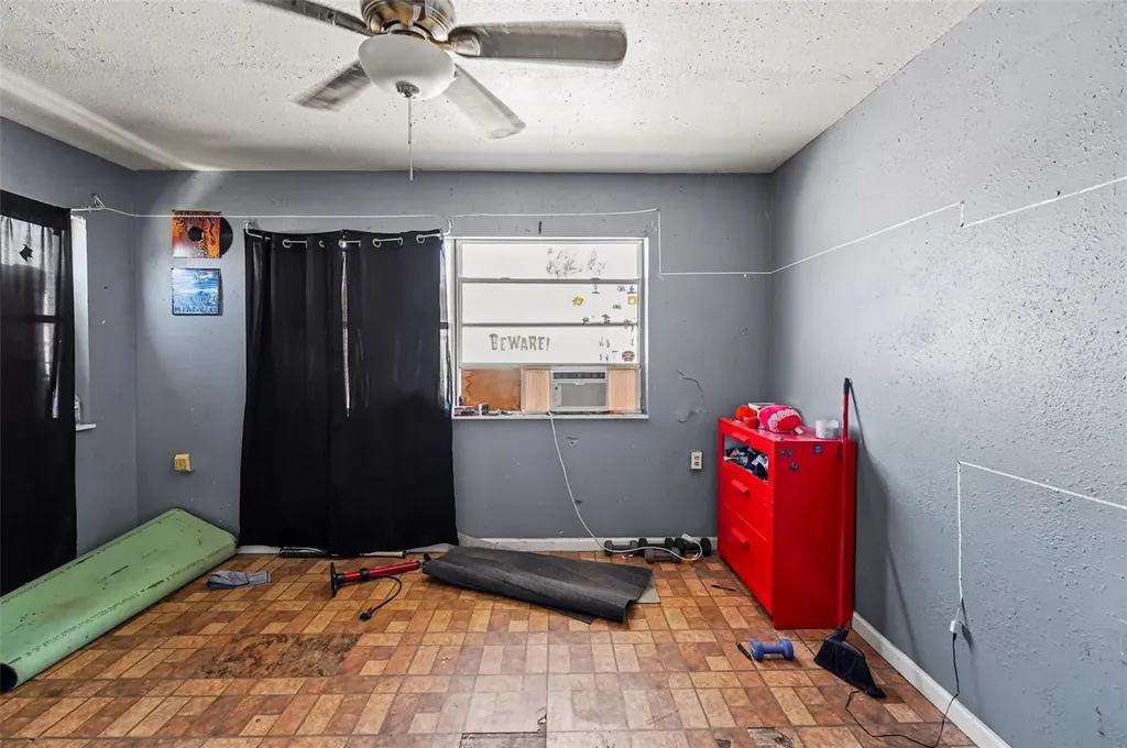 1634 S Jefferson Avenue Clearwater FL 33756