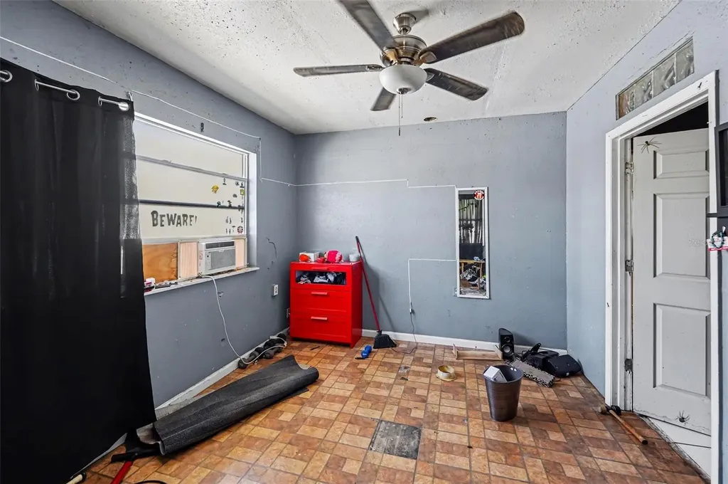 1634 S Jefferson Avenue Clearwater FL 33756