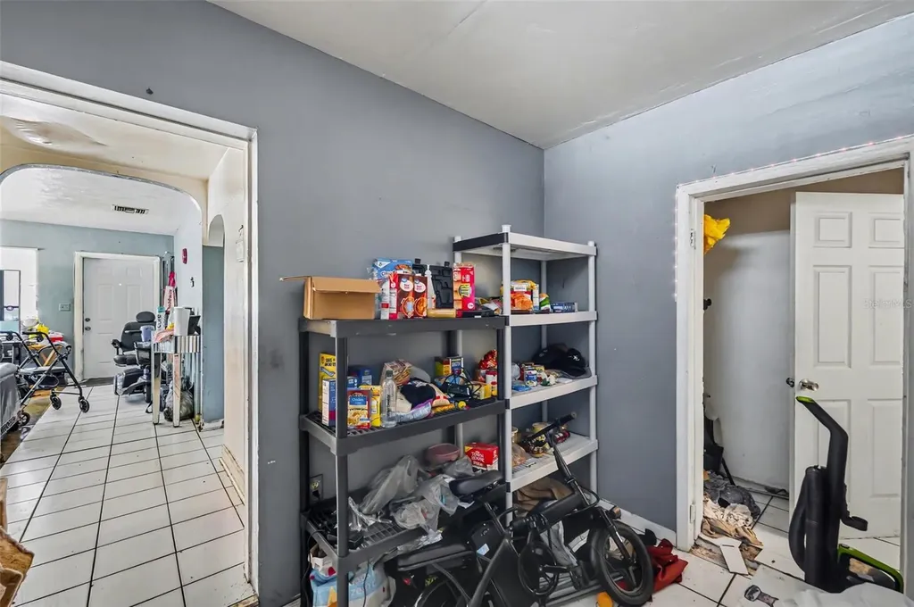 1634 S Jefferson Avenue Clearwater FL 33756
