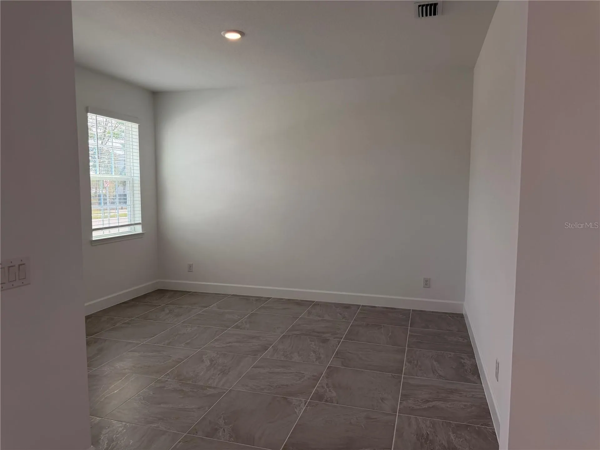 2614 Cavanaugh Drive Orlando FL 32817