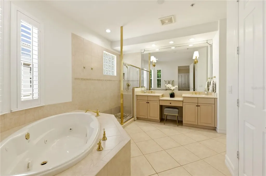 2859 Tiburon Boulevard E Naples FL 34109