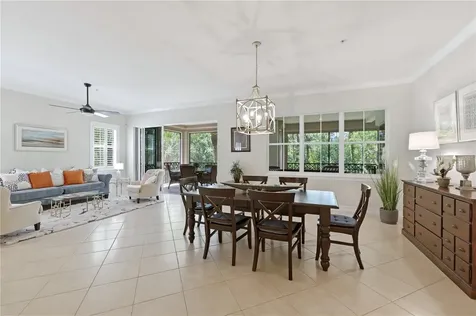 2859 Tiburon Boulevard E Naples FL 34109