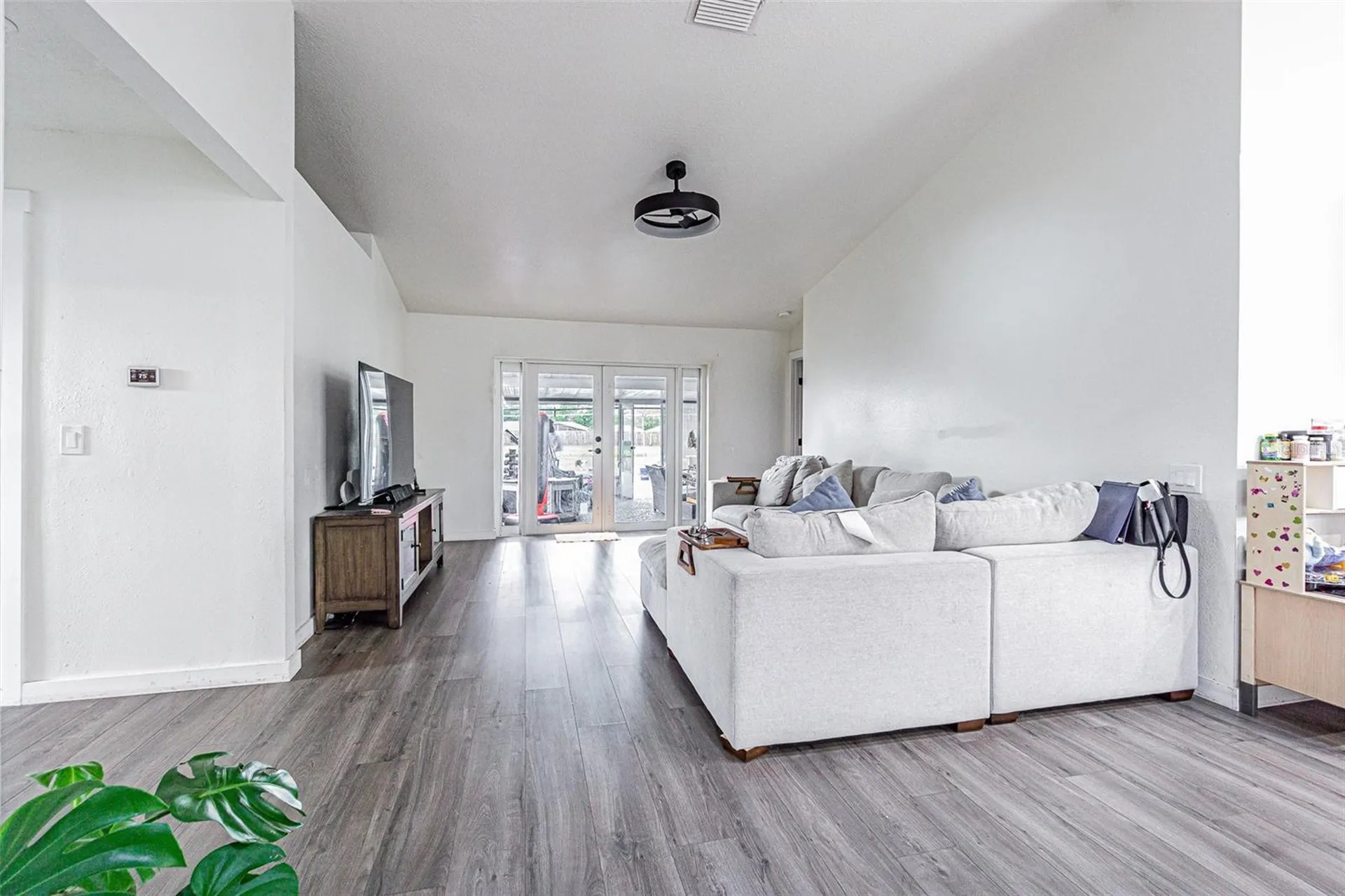 12121 Colonial Estates Lane Riverview FL 33579