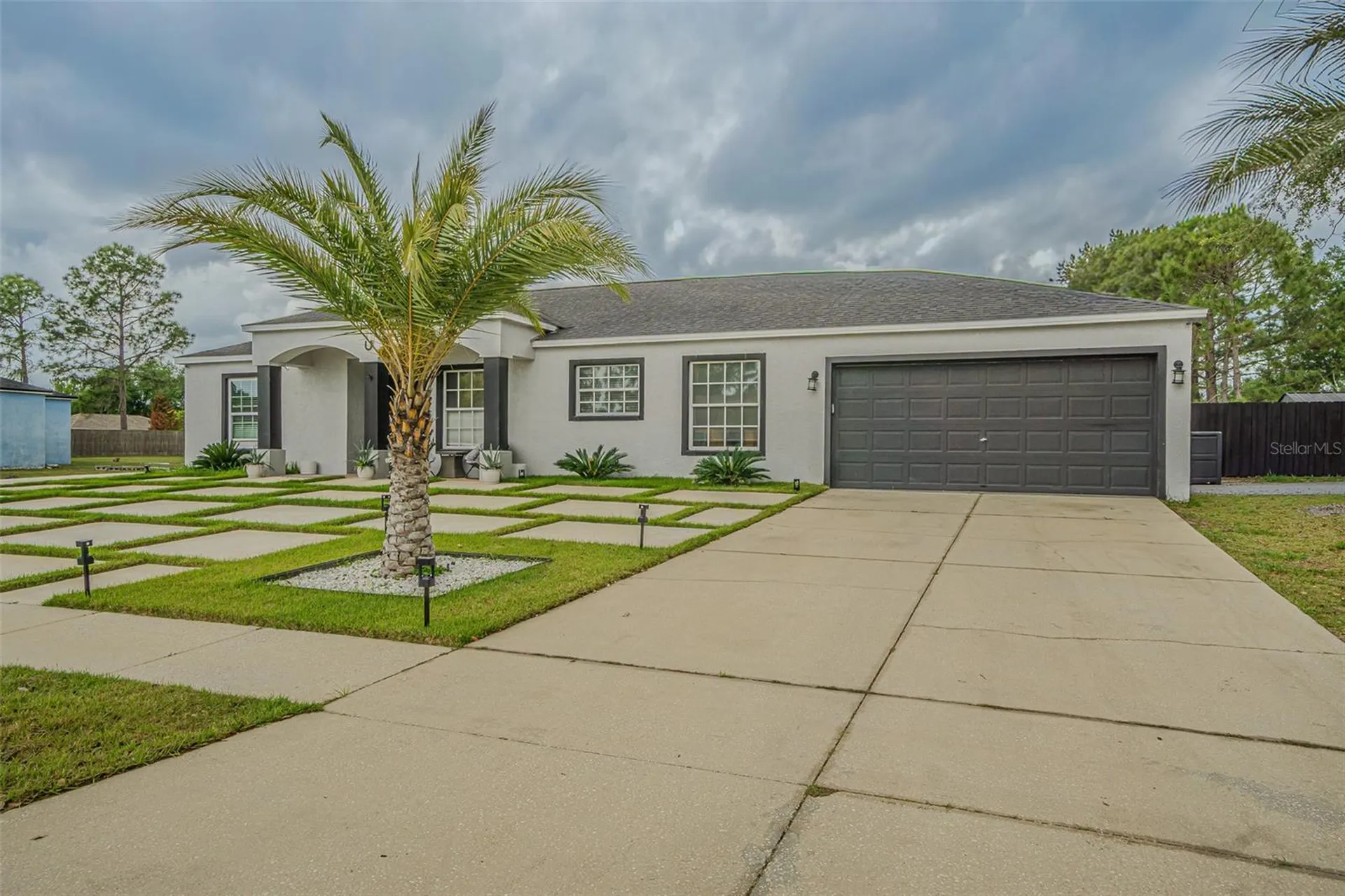 12121 Colonial Estates Lane Riverview FL 33579