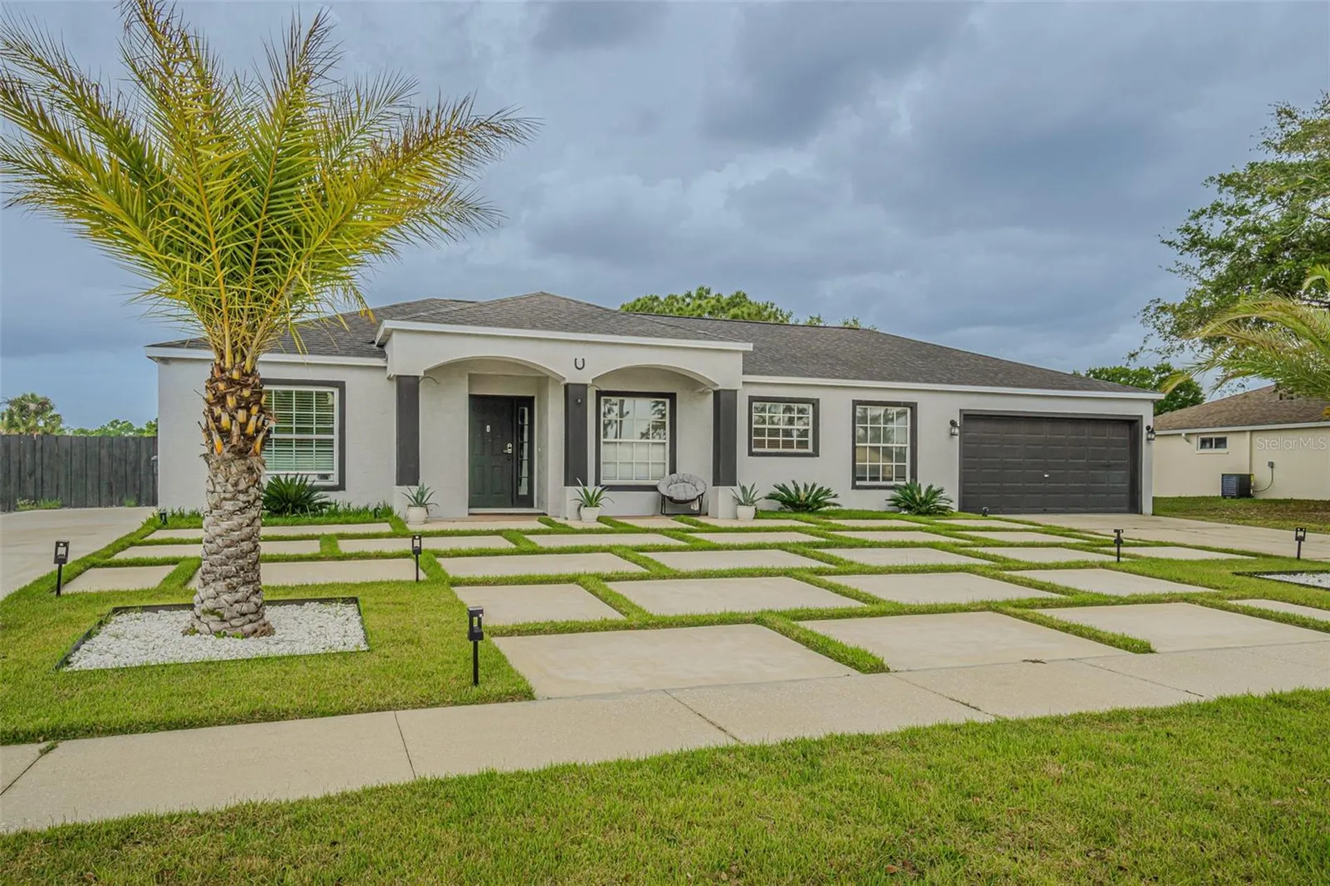 12121 Colonial Estates Lane Riverview FL 33579