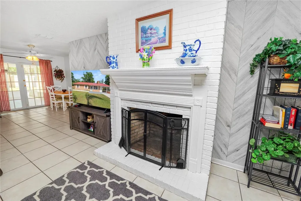 5503 Lorraine Street Lakeland FL 33810