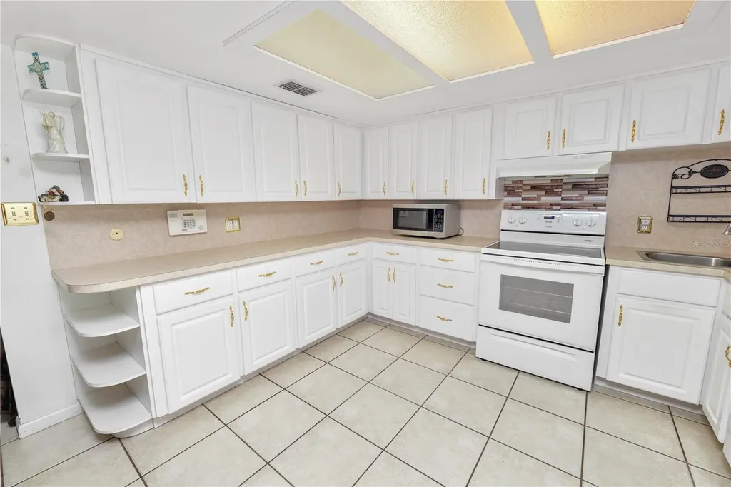 5503 Lorraine Street Lakeland FL 33810