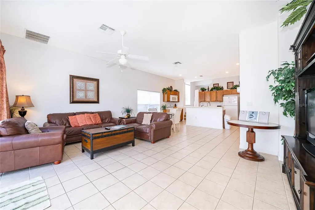 1020 Andalusia Loop Davenport FL 33837