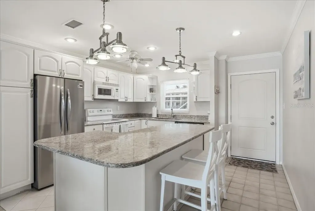3330 Gulf Of Mexico Drive Longboat Key FL 34228