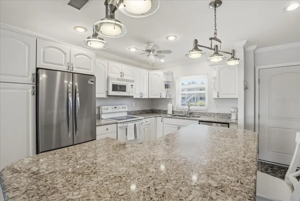 3330 Gulf Of Mexico Drive Longboat Key FL 34228