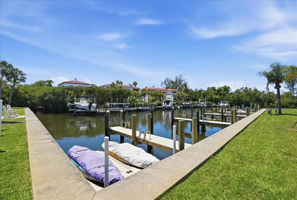 3330 Gulf Of Mexico Drive Longboat Key FL 34228