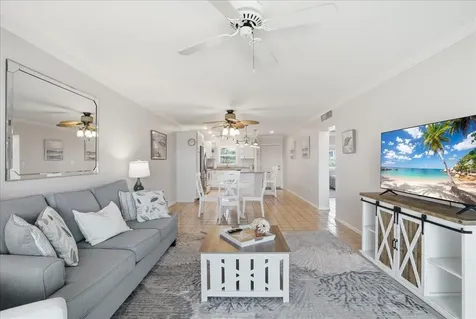 3330 Gulf Of Mexico Drive Longboat Key FL 34228