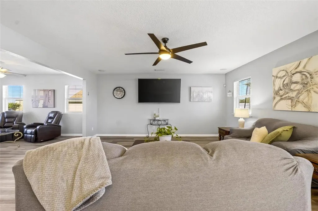 15542 Gemini Drive Mascotte FL 34753