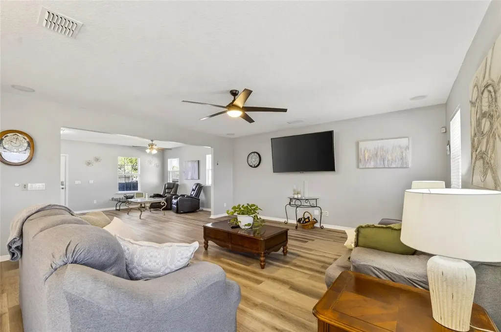 15542 Gemini Drive Mascotte FL 34753