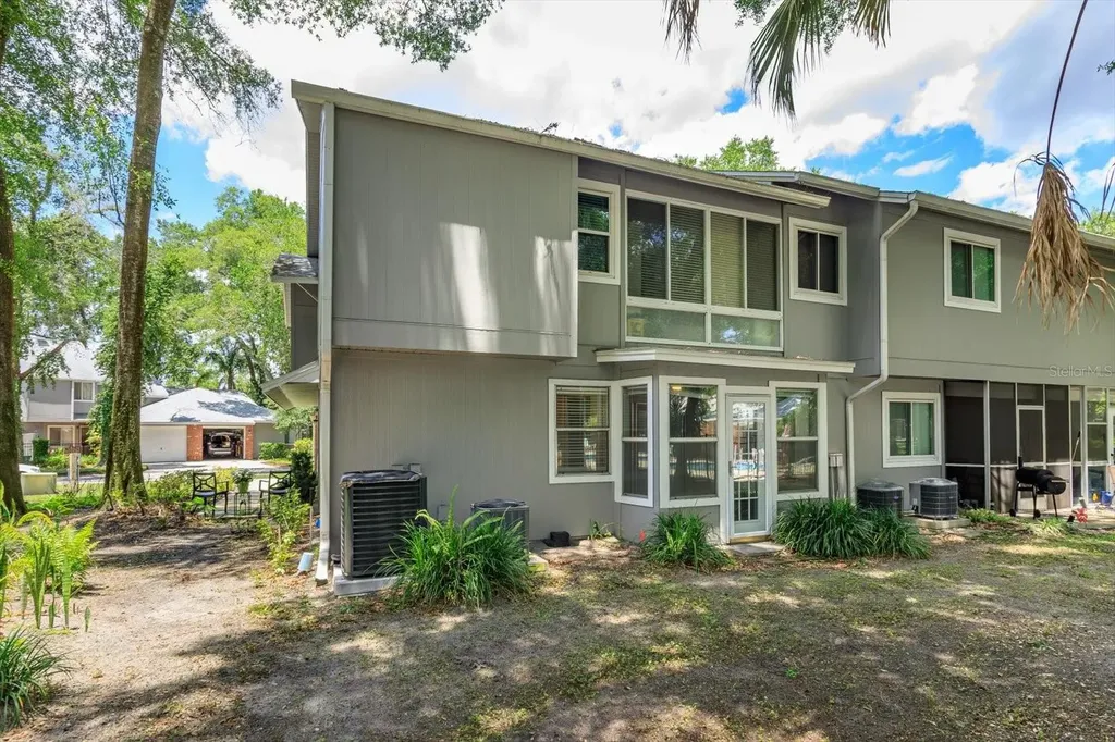 626 Red Oak Circle Altamonte Springs FL 32701