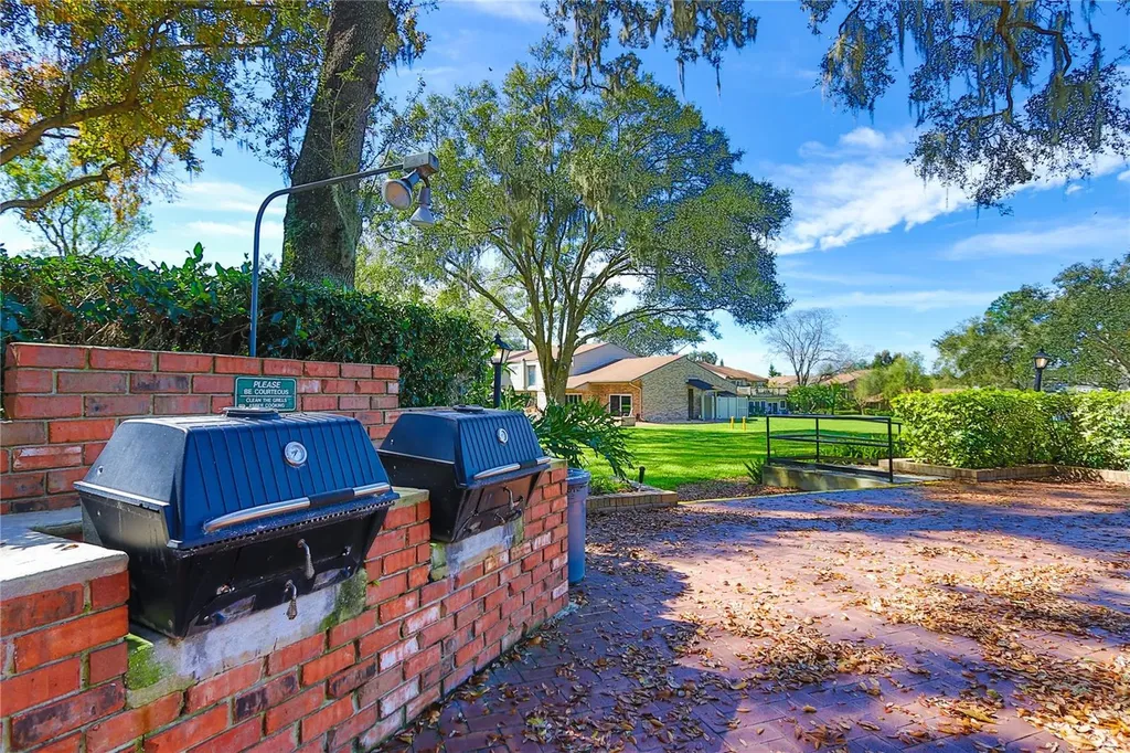626 Red Oak Circle Altamonte Springs FL 32701
