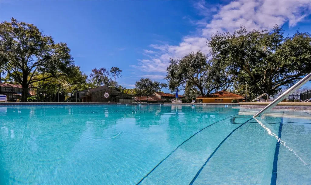 626 Red Oak Circle Altamonte Springs FL 32701