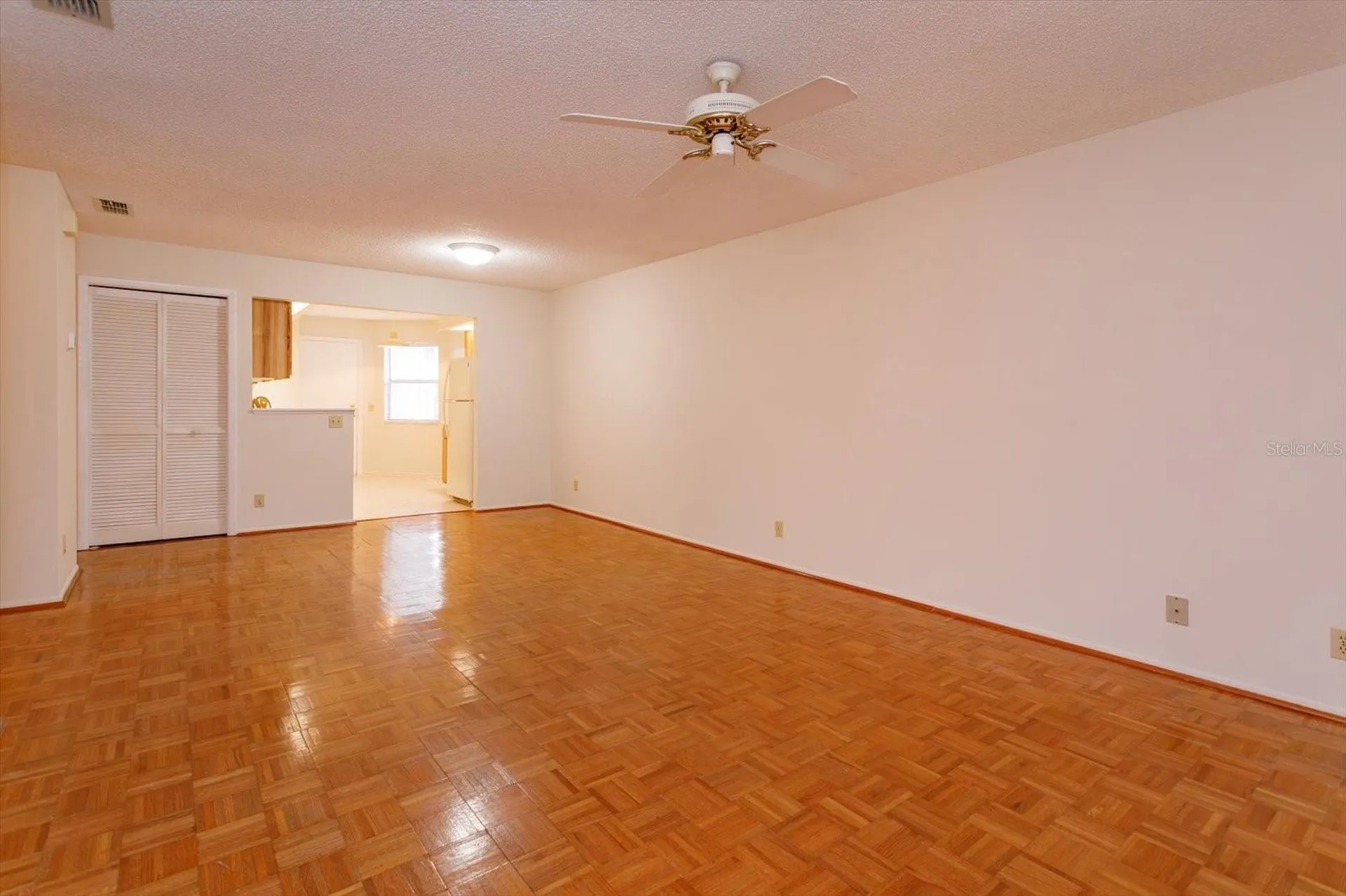 626 Red Oak Circle Altamonte Springs FL 32701