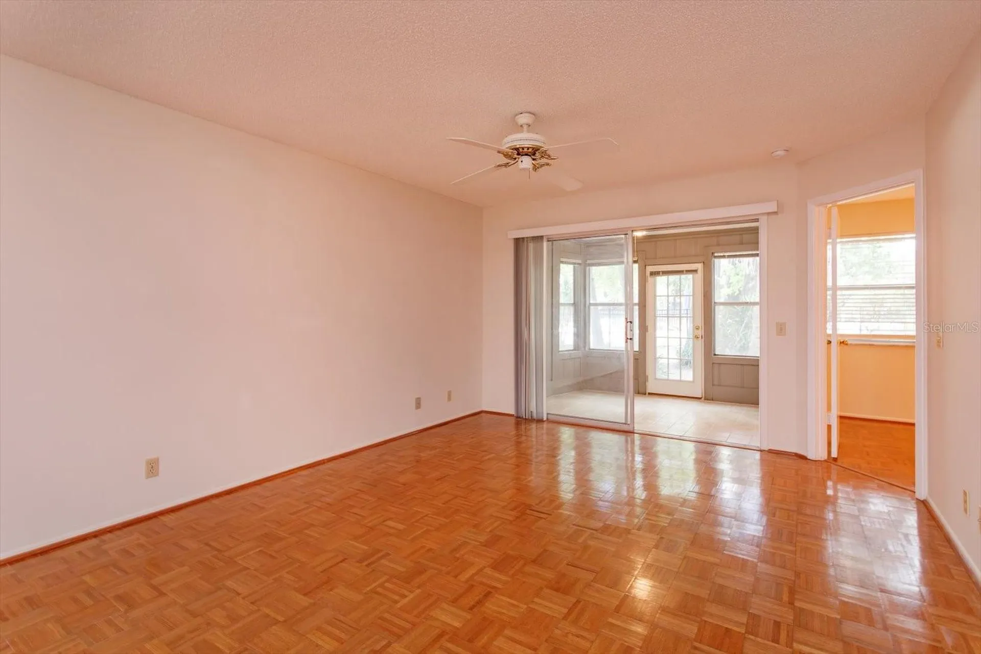 626 Red Oak Circle Altamonte Springs FL 32701
