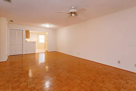 626 Red Oak Circle Altamonte Springs FL 32701