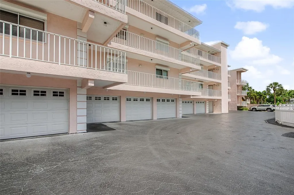 910 Golden Beach Boulevard Venice FL 34285