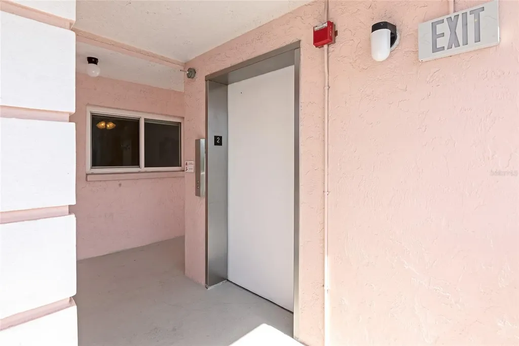 910 Golden Beach Boulevard Venice FL 34285