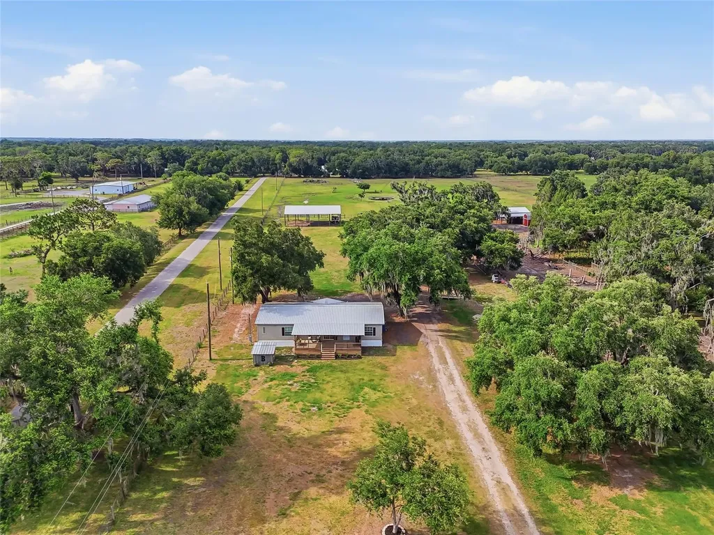 3416 Porter Road Lithia FL 33547