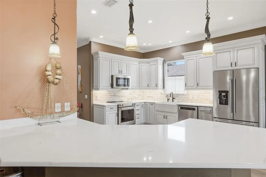 16401 E Shirley Shores Road Tavares FL 32778