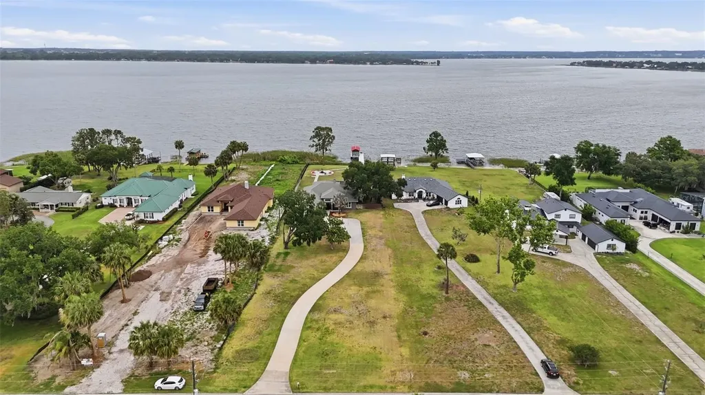 16401 E Shirley Shores Road Tavares FL 32778