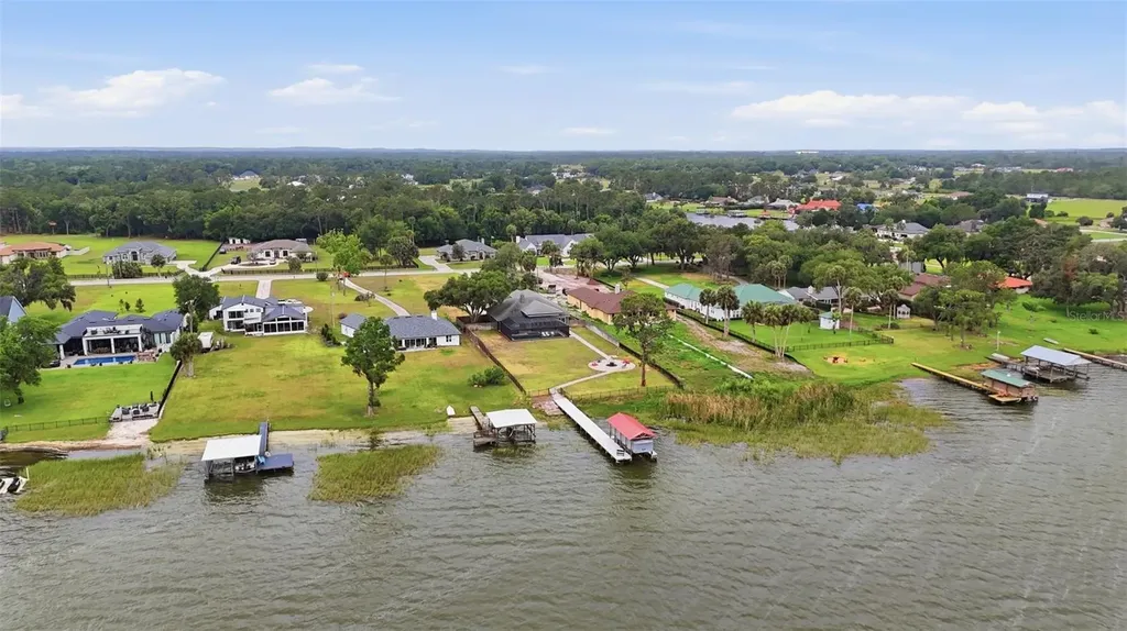 16401 E Shirley Shores Road Tavares FL 32778