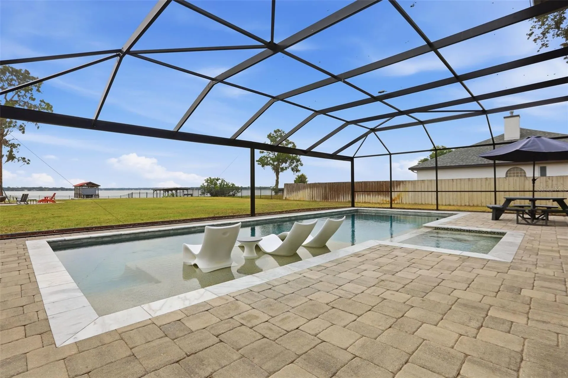 16401 E Shirley Shores Road Tavares FL 32778