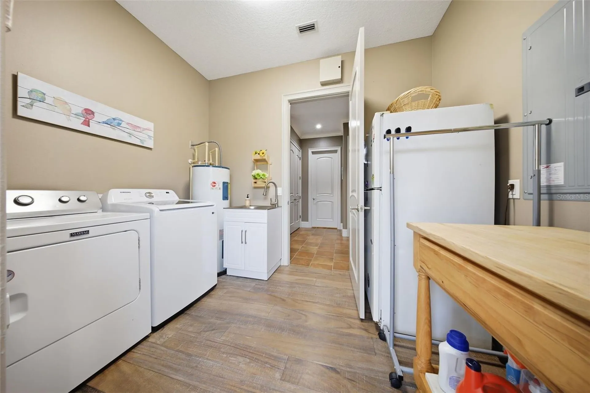 16401 E Shirley Shores Road Tavares FL 32778