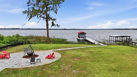 16401 E Shirley Shores Road Tavares FL 32778