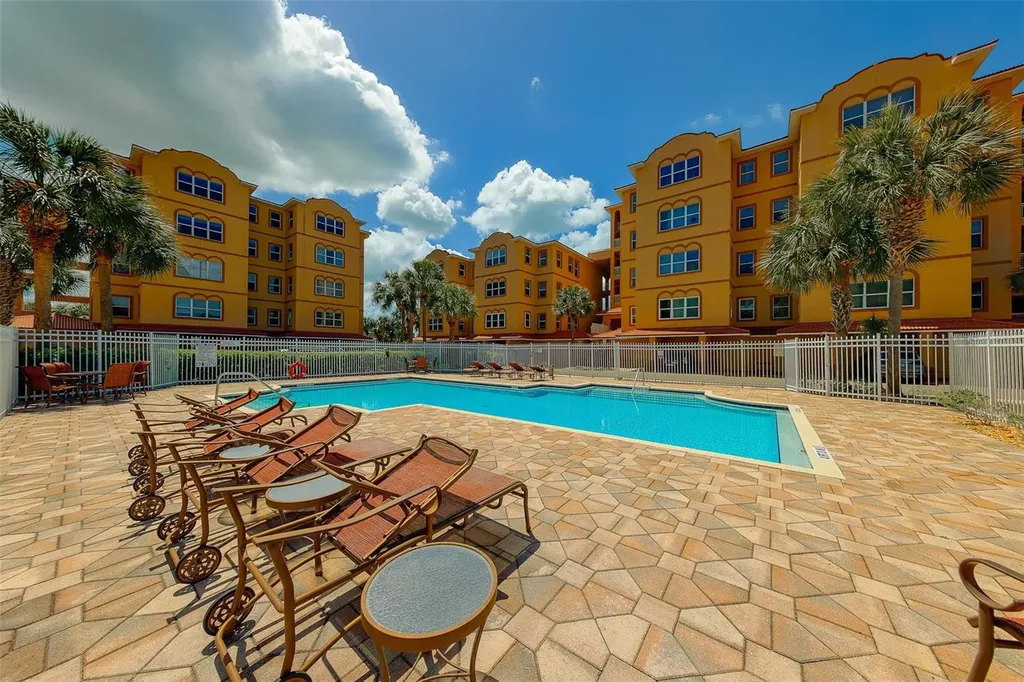 642 Wells Ct Court Clearwater FL 33756