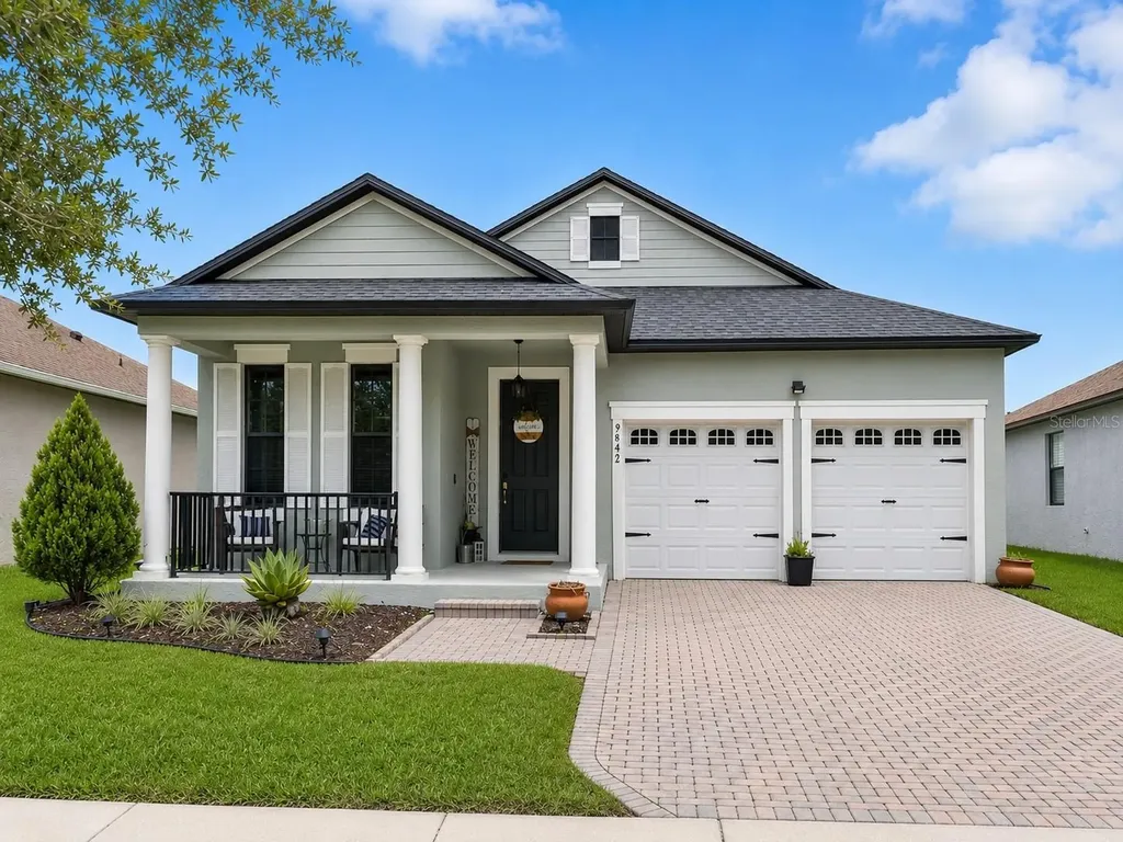 9842 Lake District Lane Orlando FL 32832