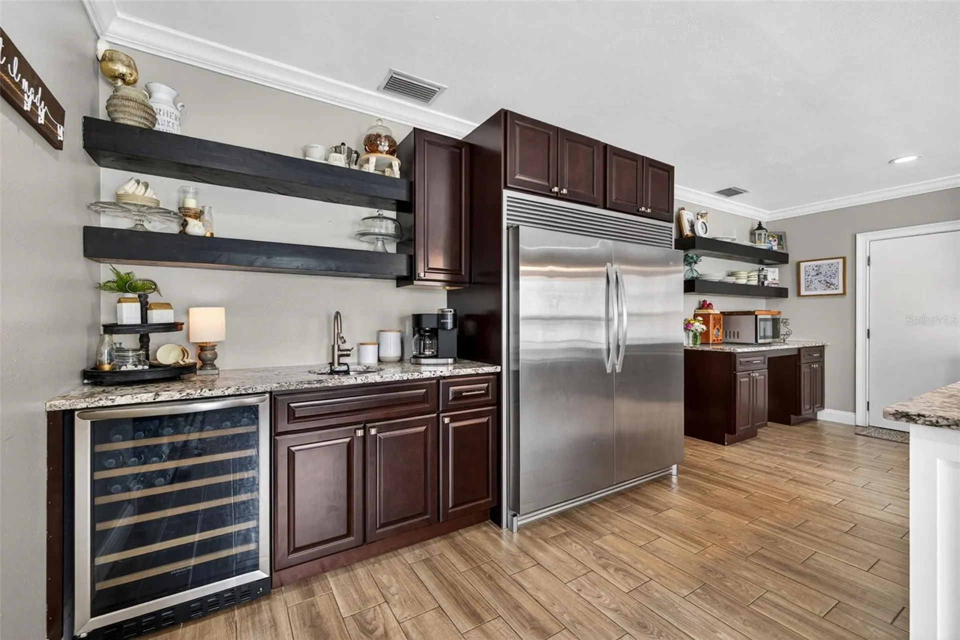 712 S Oakwood Avenue Brandon FL 33511