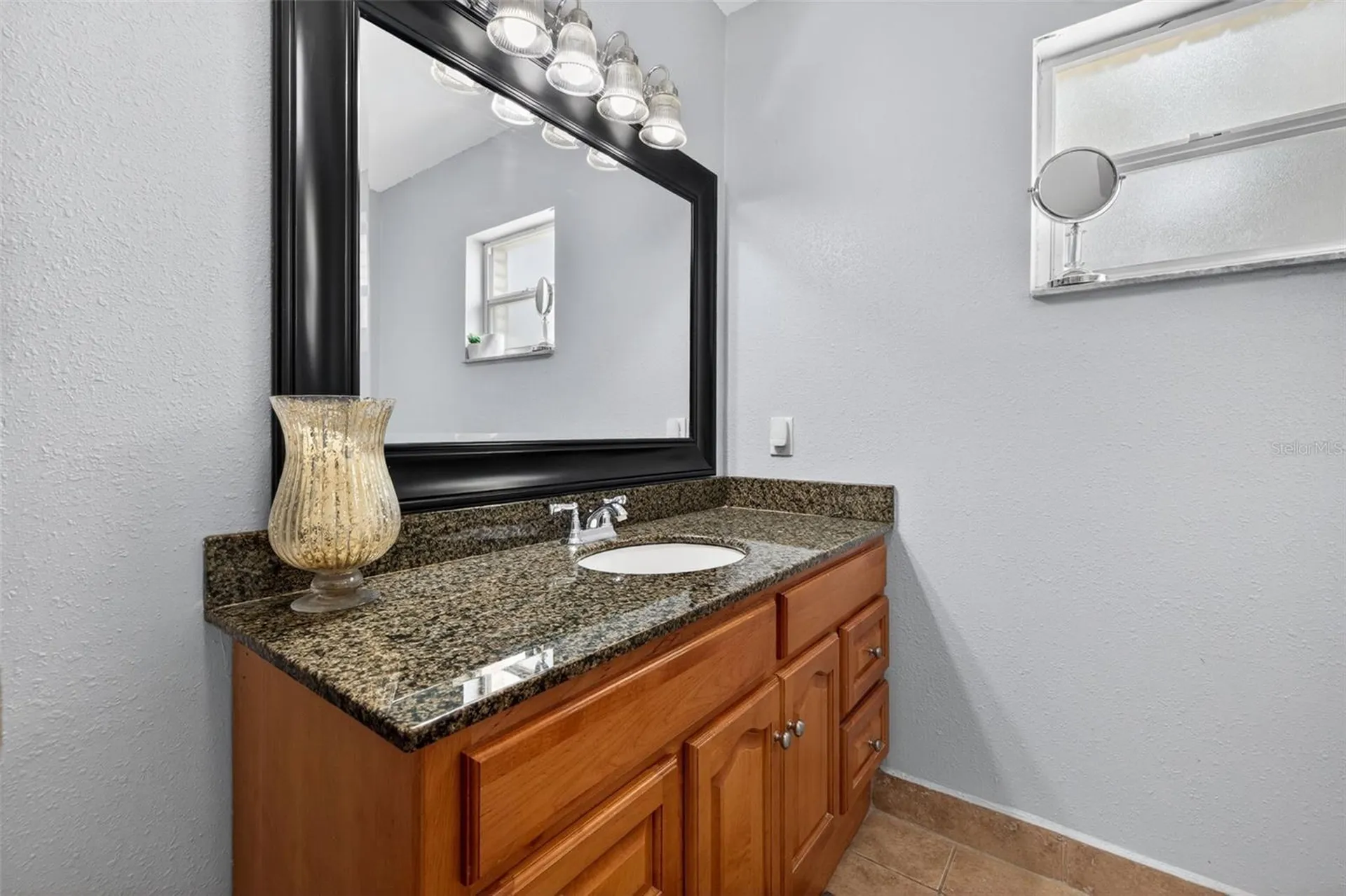 712 S Oakwood Avenue Brandon FL 33511
