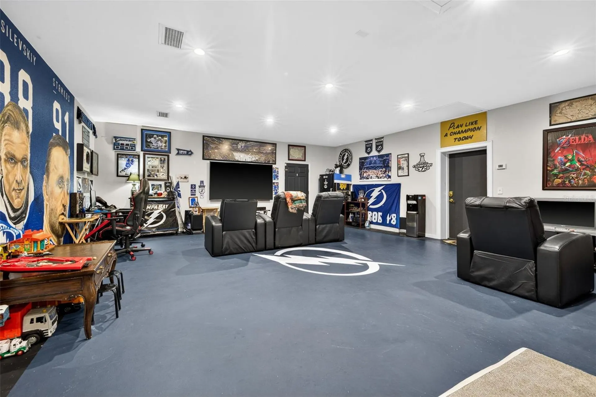 712 S Oakwood Avenue Brandon FL 33511