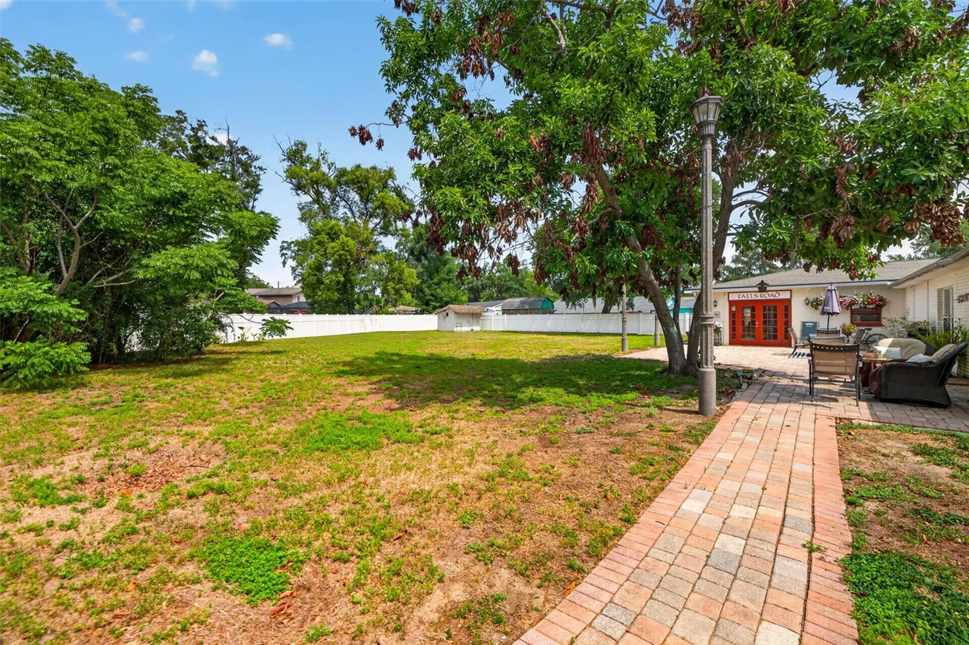 712 S Oakwood Avenue Brandon FL 33511