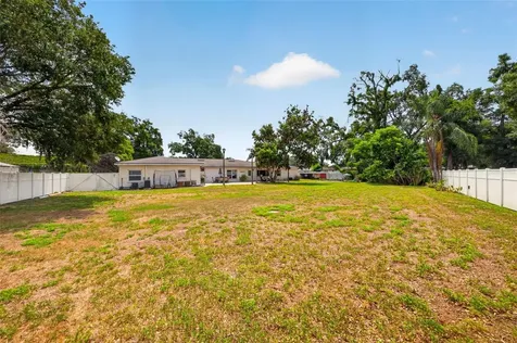 712 S Oakwood Avenue Brandon FL 33511