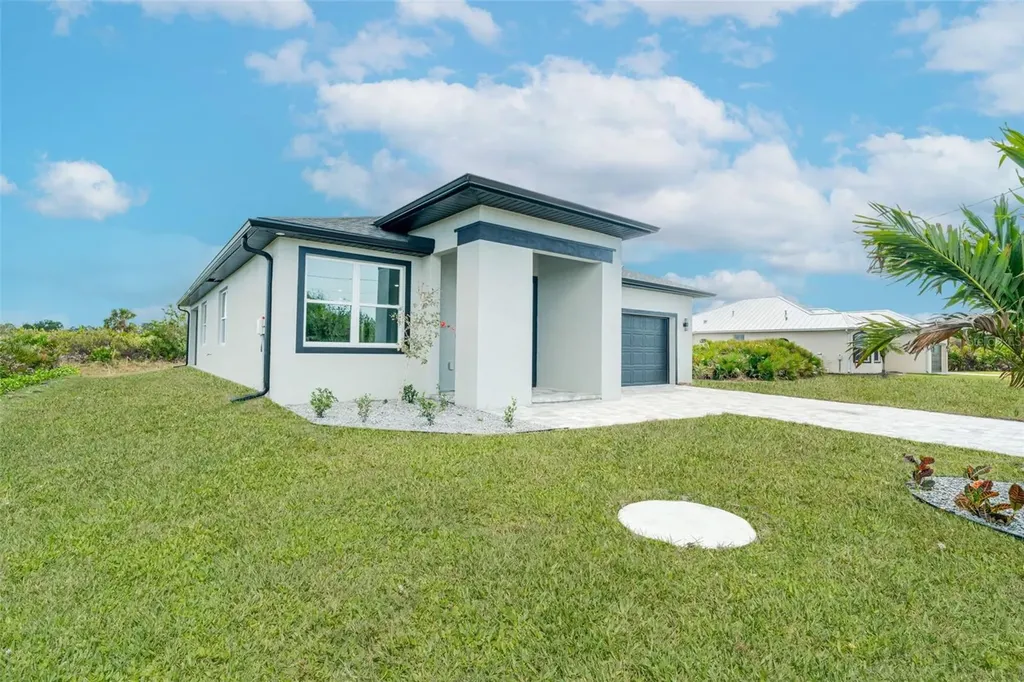 384 Baytree Drive Rotonda West FL 33947