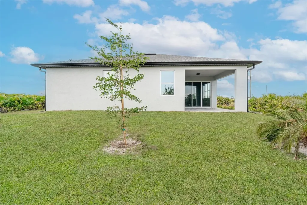 384 Baytree Drive Rotonda West FL 33947