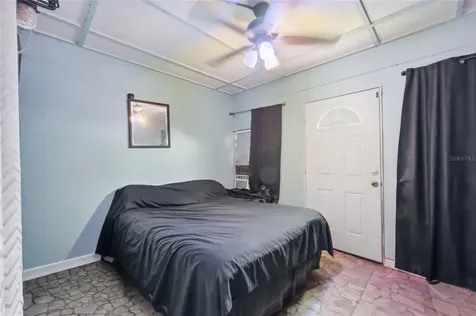 3027 Queensgate Road Orlando FL 32818