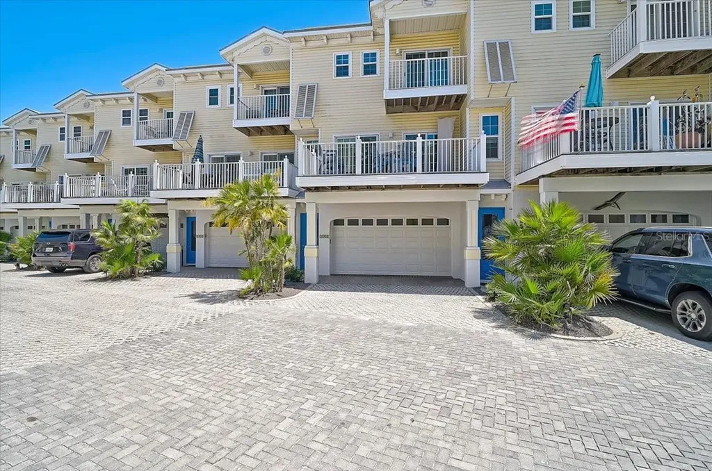 1423 Gulf Drive N Bradenton Beach FL 34217