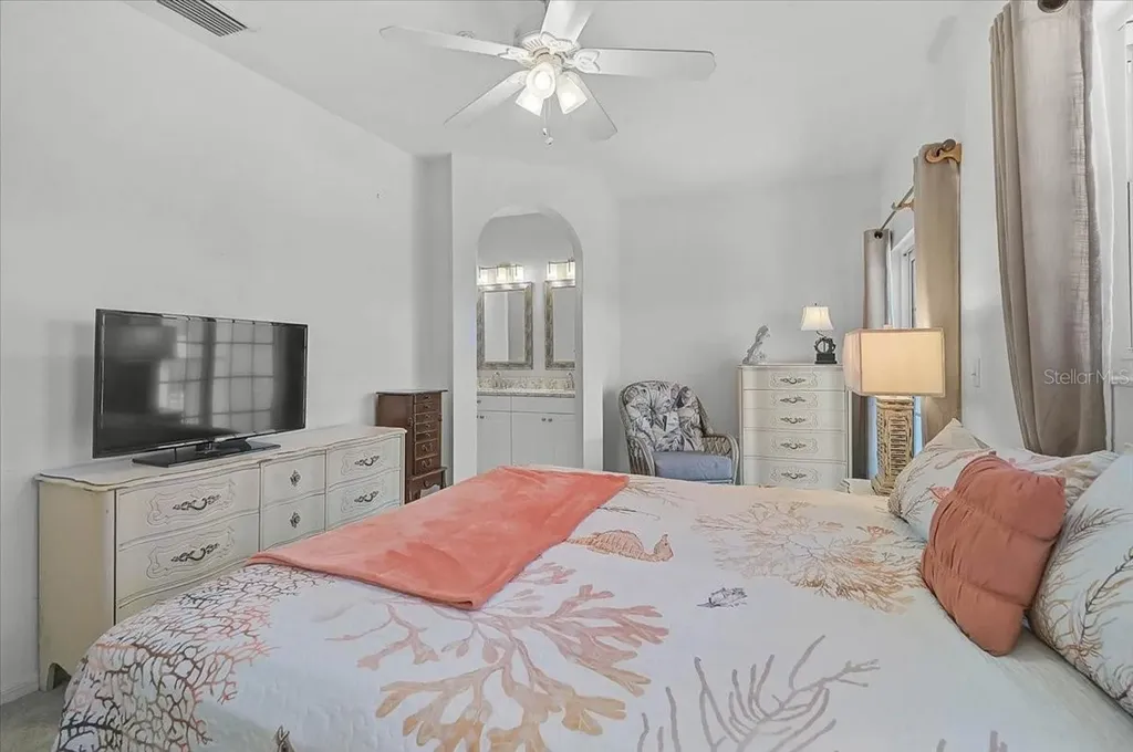 1423 Gulf Drive N Bradenton Beach FL 34217