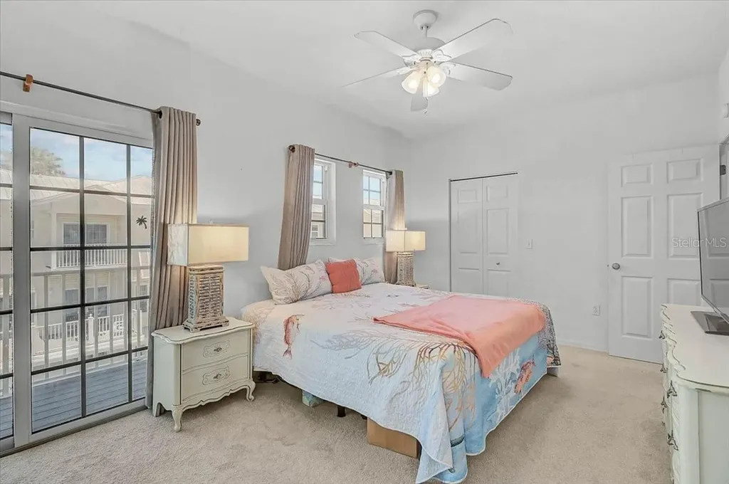 1423 Gulf Drive N Bradenton Beach FL 34217