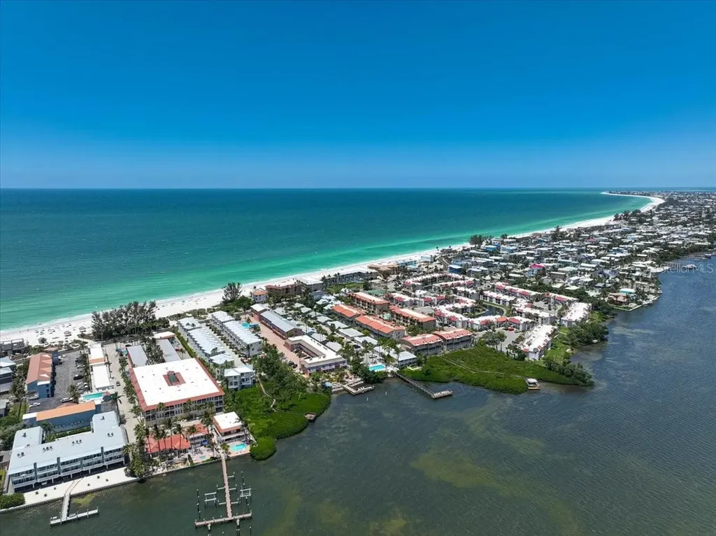 1423 Gulf Drive N Bradenton Beach FL 34217