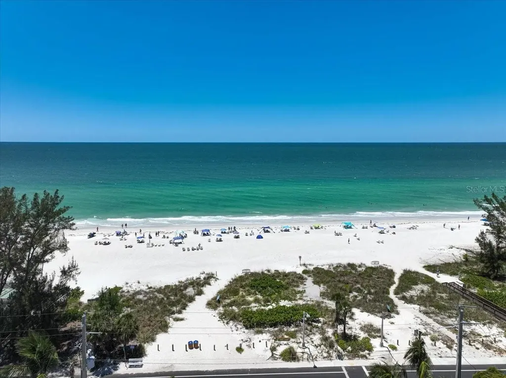 1423 Gulf Drive N Bradenton Beach FL 34217