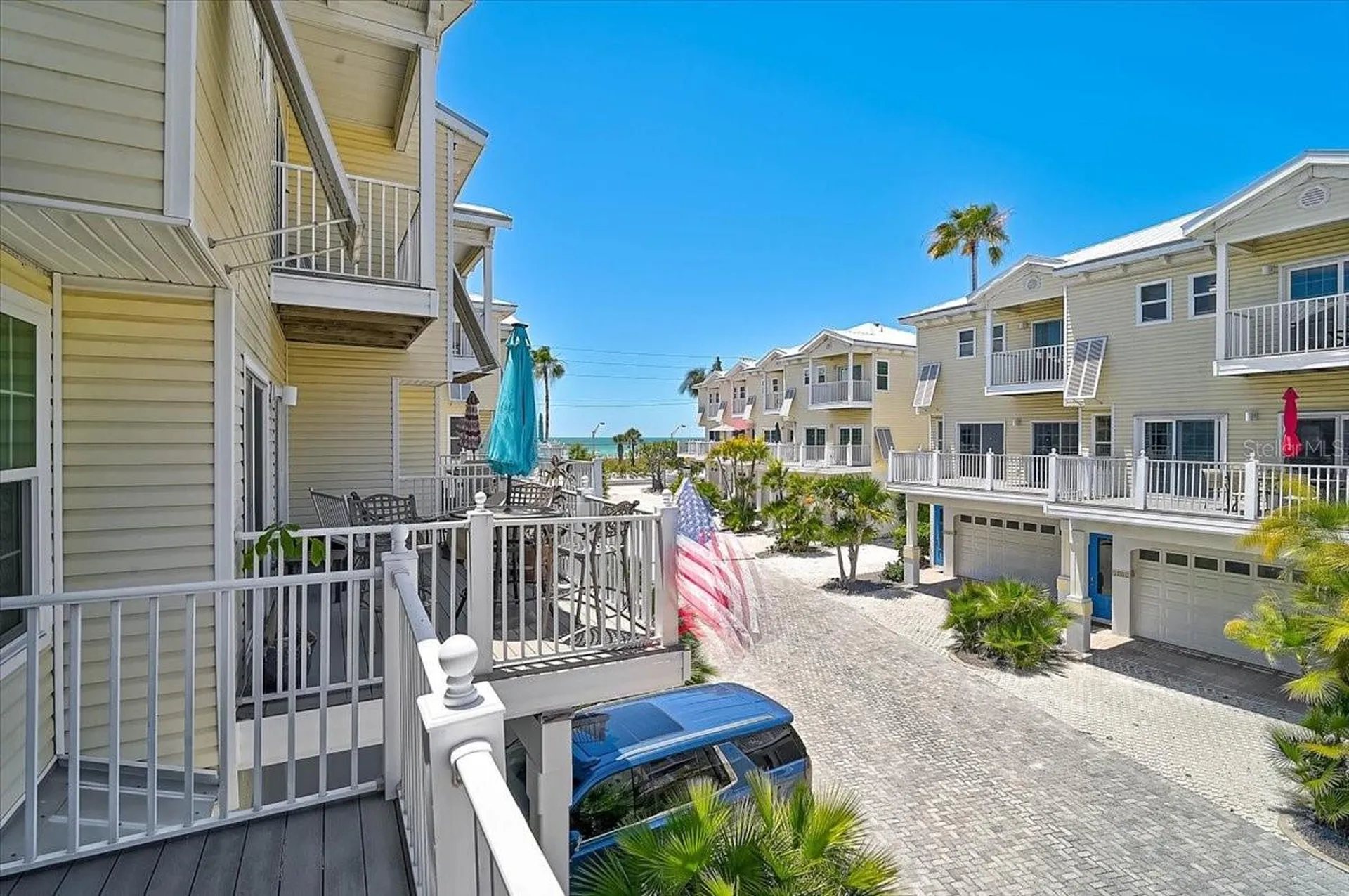1423 Gulf Drive N Bradenton Beach FL 34217